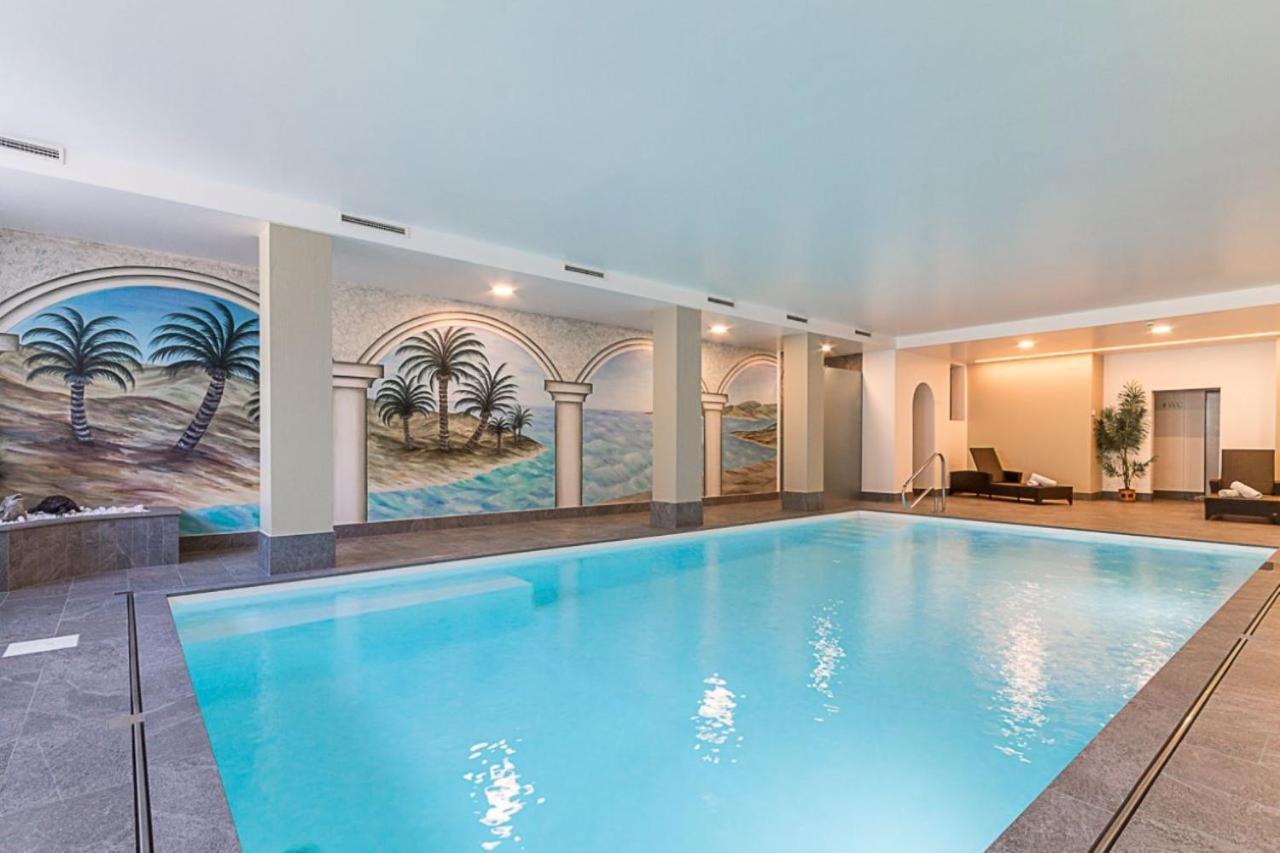 Hotel Montani Morter Bagian luar foto