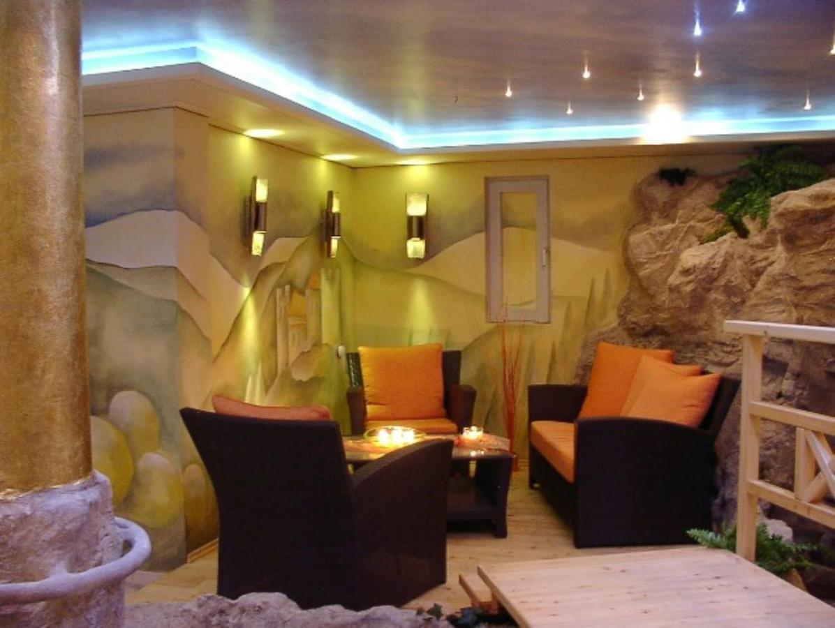 Hotel Montani Morter Bagian luar foto