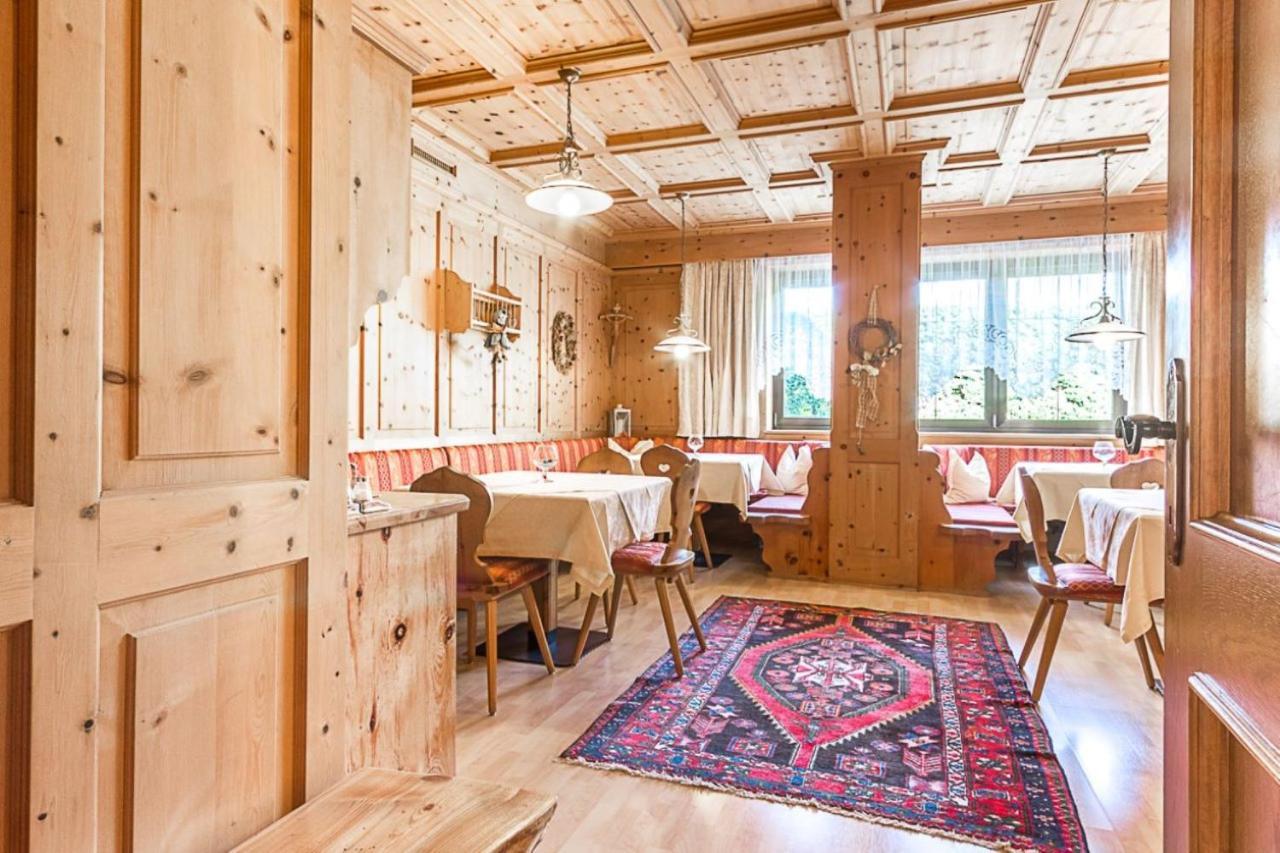 Hotel Montani Morter Bagian luar foto