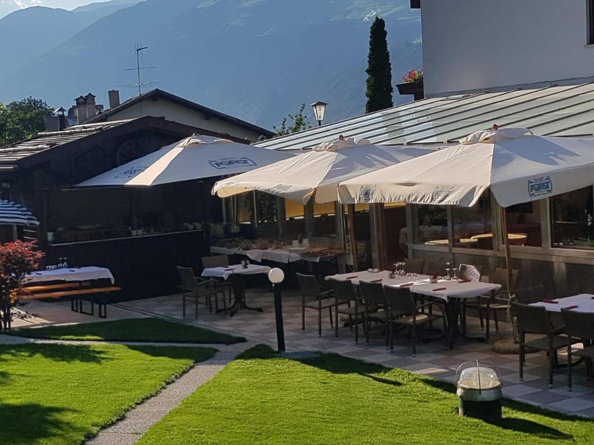 Hotel Montani Morter Bagian luar foto